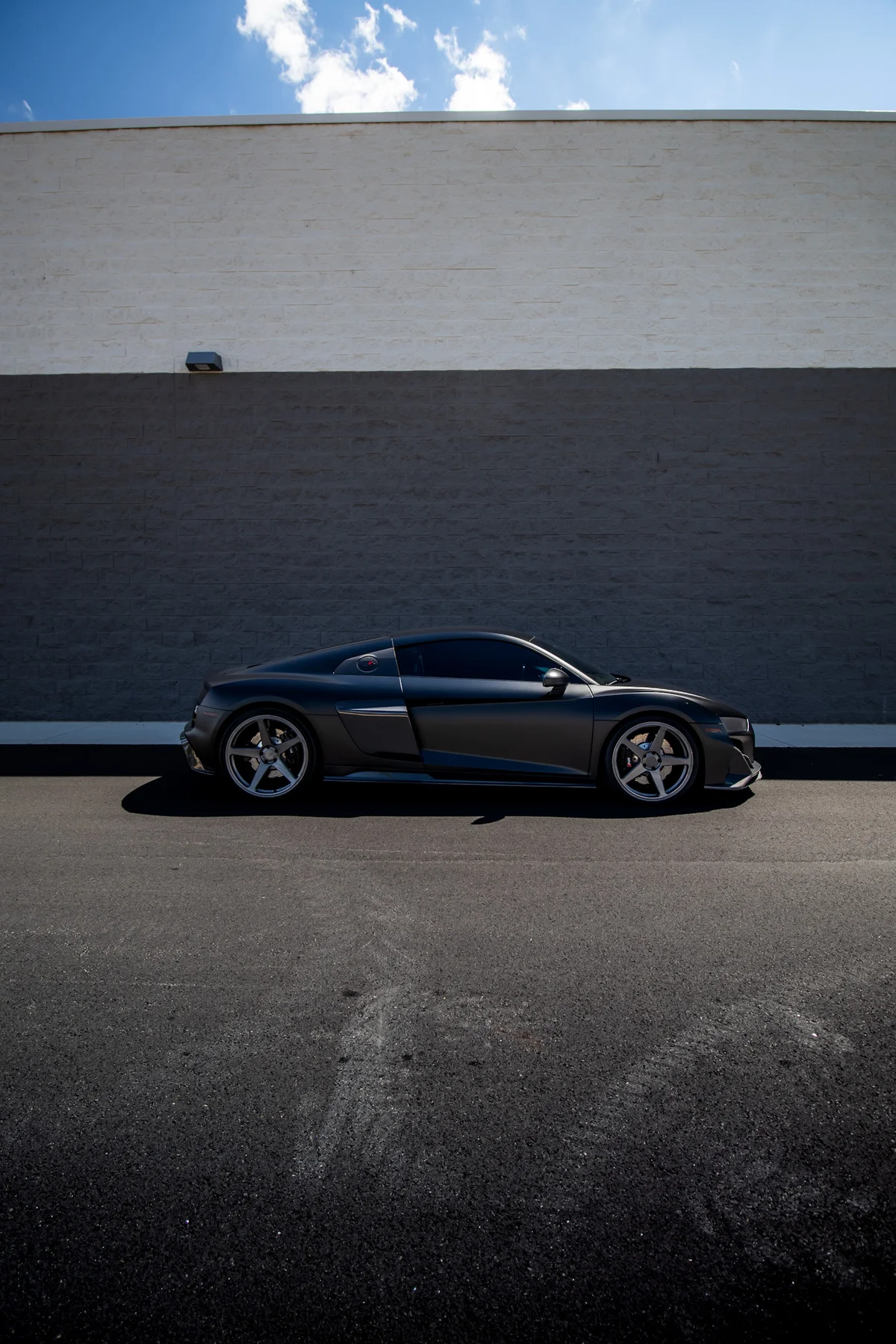 Audi R8 Full-Body Color-Change Vinyl Wrap — view 4